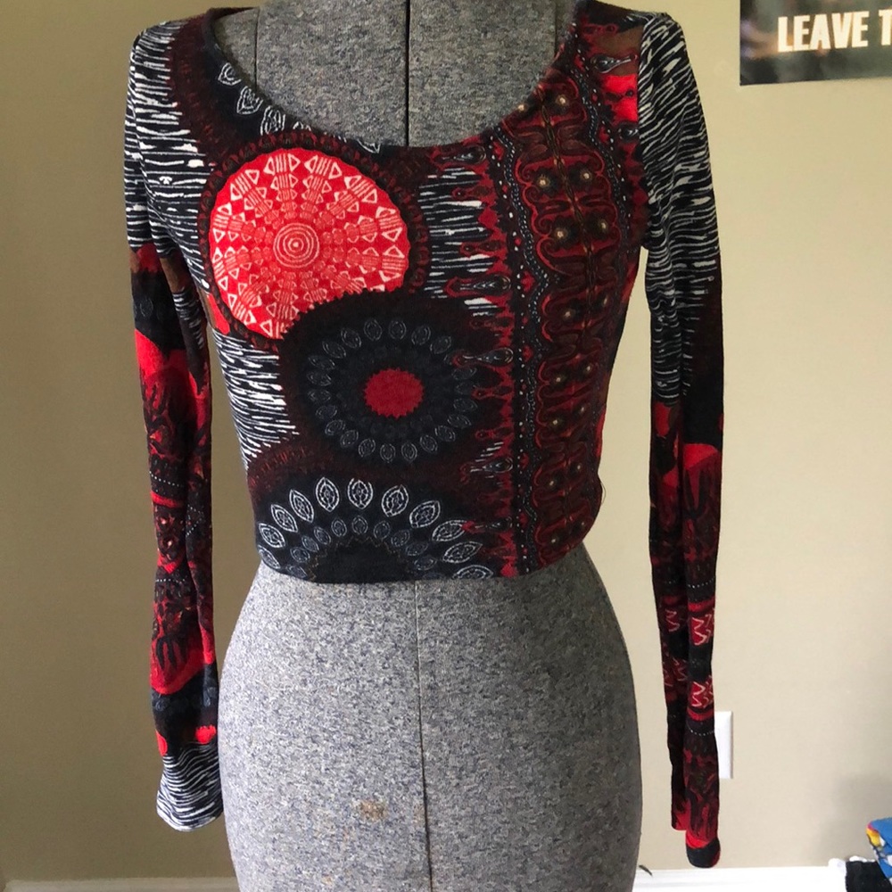 Long Sleeve Printed Crop Top